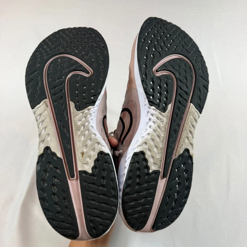 Nike Legend React 2 Plum Chalk Metallic Gold Running Shoes AT1369-200 Womens 9.5